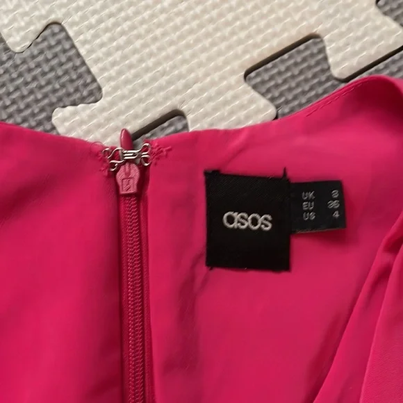 Asos. Magenta pink. Romper with ruched front. - Picture 3 of 3